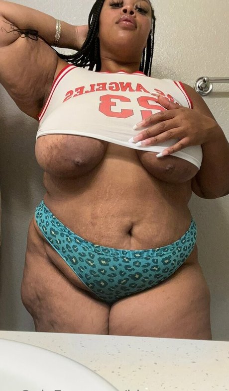 熟女 BBC OnlyFans ホットセクシー 写真