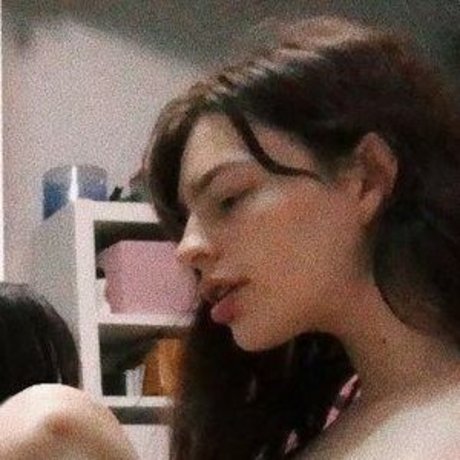 アジアの女性支配OnlyFans 無料xxx 写真