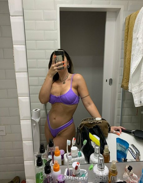 スリムな熟女OnlyFans ポルノグラフィック 写真