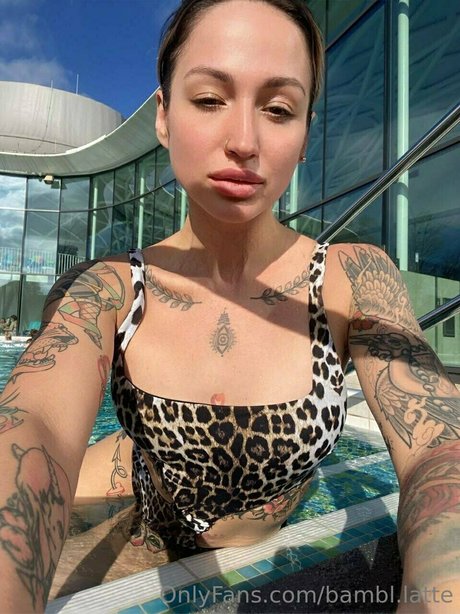 bambi latte 無料女優 ギャラリー