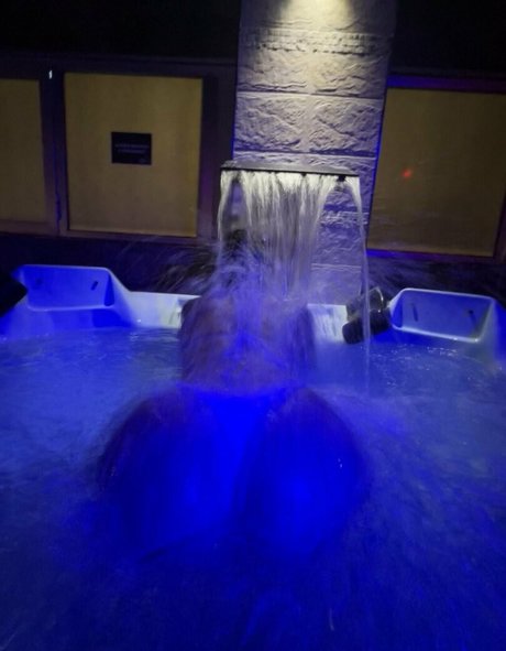 Jeeniibm 完璧なモデル 写真