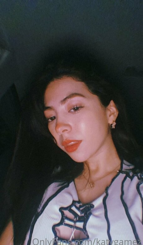 Katy Gamez 高品質のポルノスター 写真