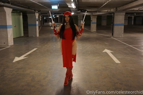 Celeste Orchid セックススター 写真