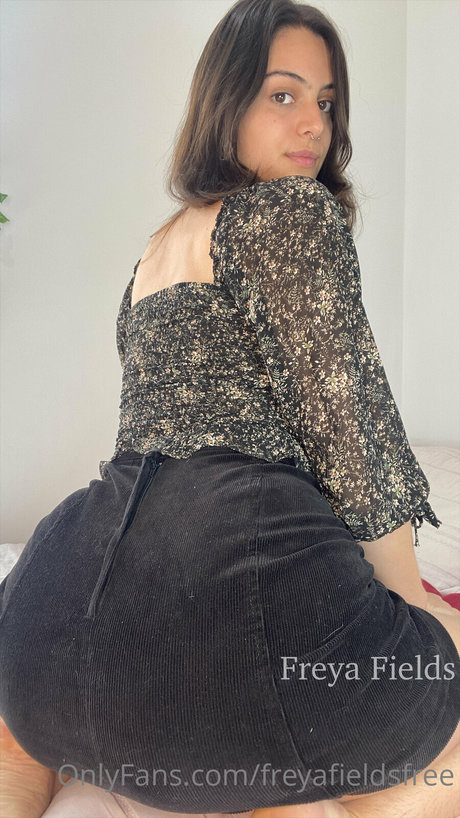 寝取られ異人種間OnlyFans 美しい裸 画像