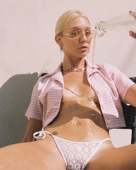 Goddess Kaylee XXXモデル 画像