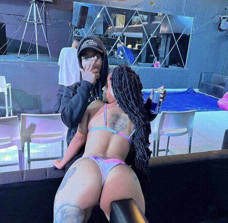 Megane Soto ポルノスター 裸 画像