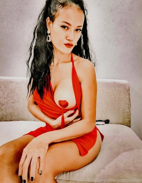 Yourgoldfish ヌードモデル 写真