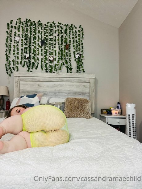 _Cassandra Mae Davis 素敵な女優 写真