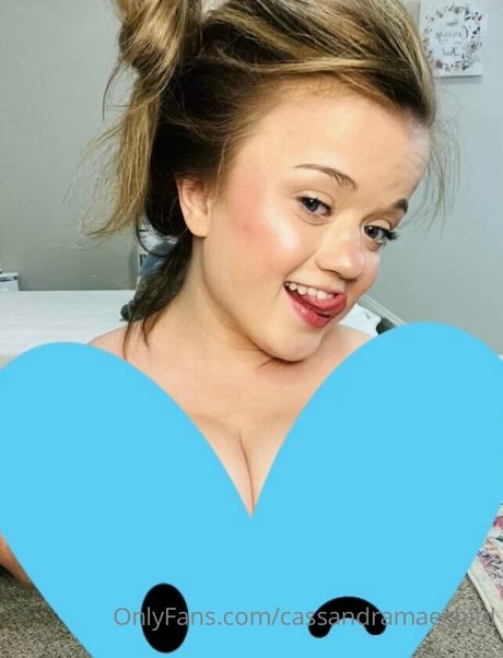 _Cassandra Mae Davis スター 裸 写真