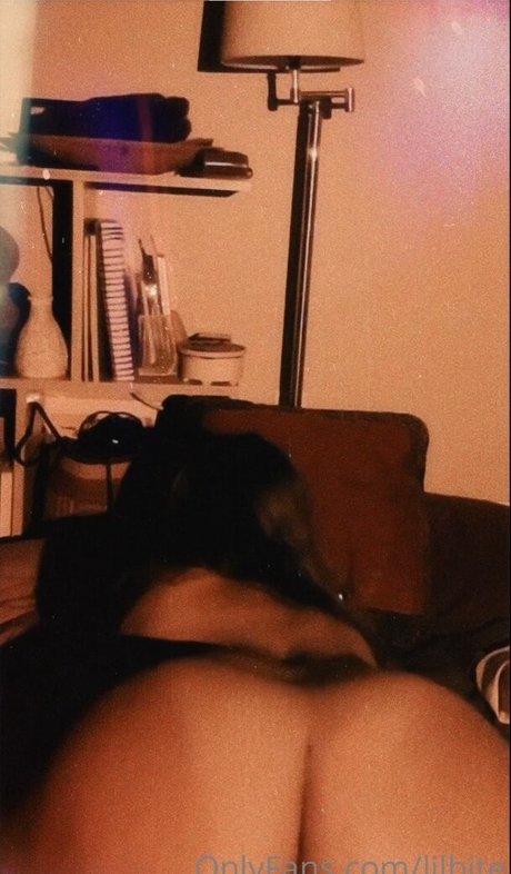 Christina Parrish ヌードのポルノスター ギャラリー