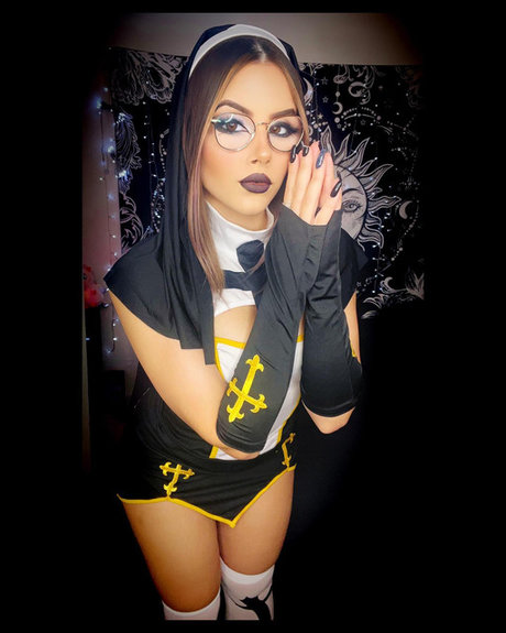 lunarys セクシーなポルノスター 写真