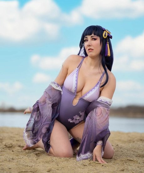 Pink Fluffy Kitchicorn セックスモデル 画像