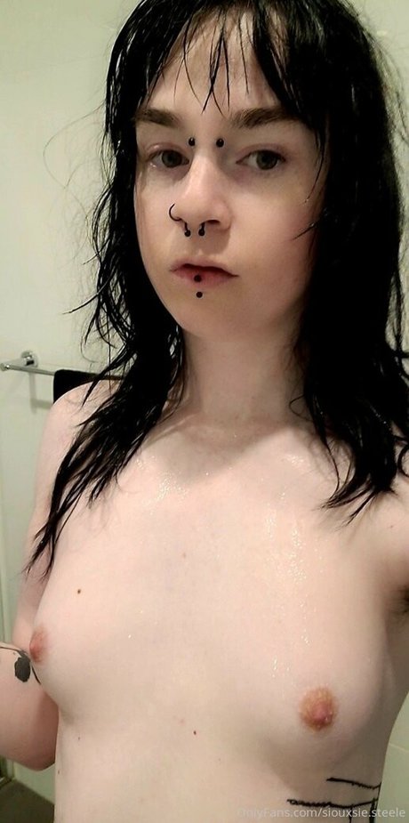 siouxsie steele 独占女優 写真