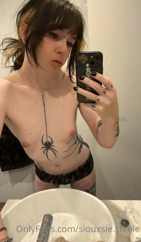 siouxsie steele ヌードモデル 写真