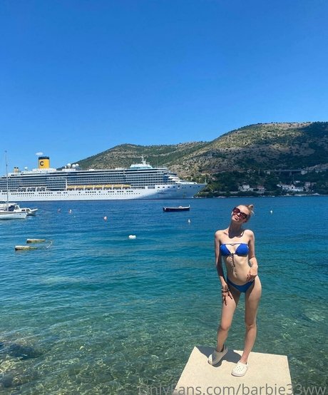 barbie33ww 美しいポルノスター 写真