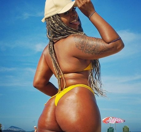 Helo Rocha セックス女優 写真