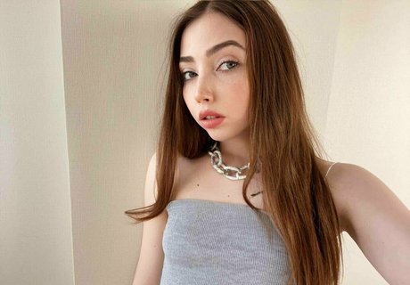 イギリス人熟女OnlyFans 無料 画像