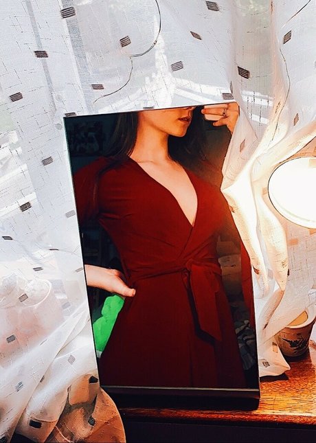 Laura Anne 完璧なスター 画像