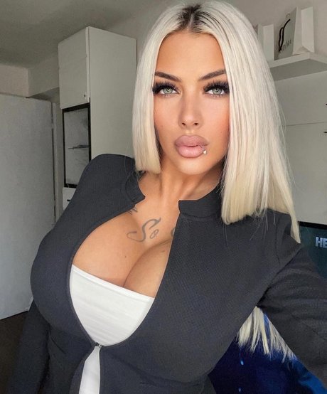 Deminecka スターセックス 画像