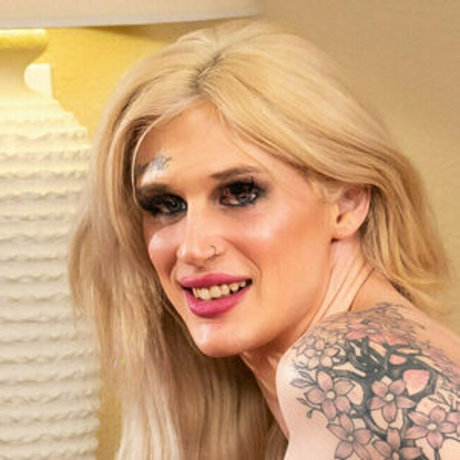 tshexynicky ポルノスター 独占 写真