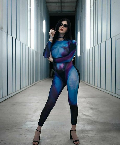 tshexynicky HDスター 画像