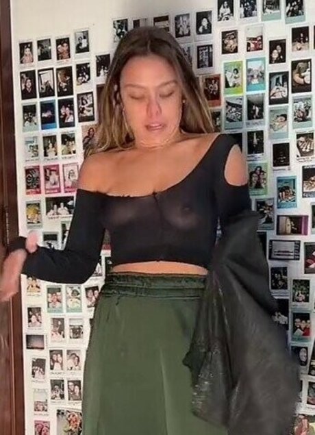 Bruna16 ポルノスター 独占 写真