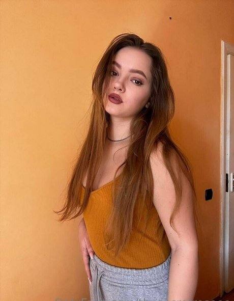 thesecretroseee アダルト女優 画像