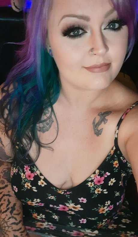 blondeog アダルト女優 写真