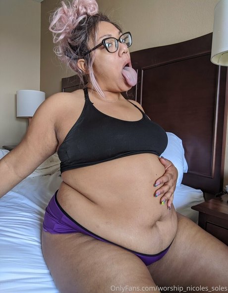 worship nicoles soles モデル アーカイブ