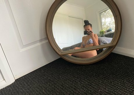 tayylahhmorggann HDモデル 写真