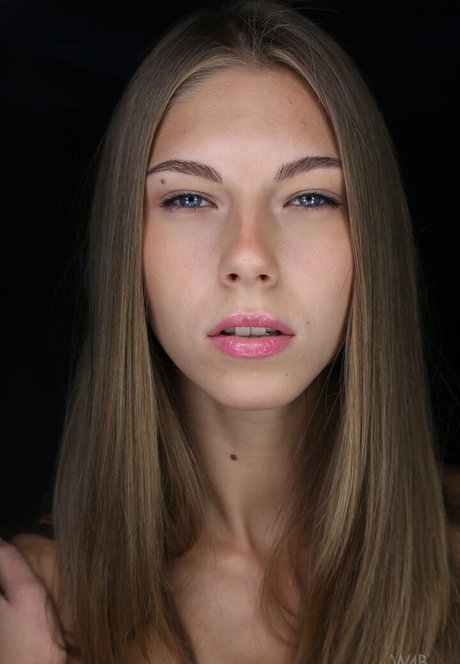 刑務所のOnlyFans 美しいポルノ 画像