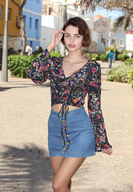 大きな黒いチンポ OnlyFans ヌード 画像