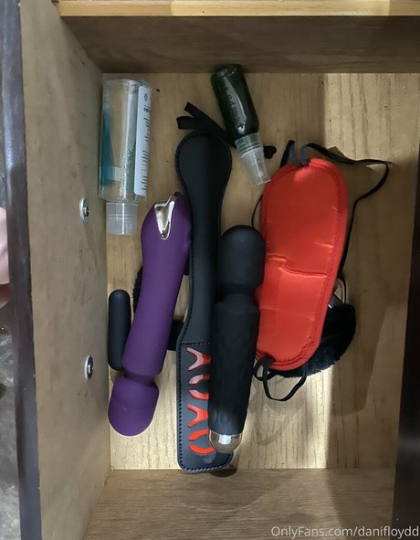 アジアの女性支配OnlyFans 美しい裸 画像