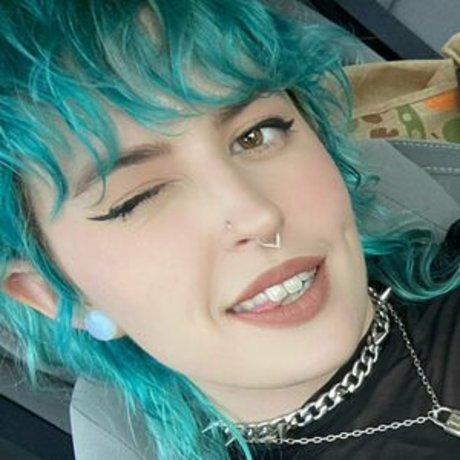 purrrvee エロティックなスター 画像