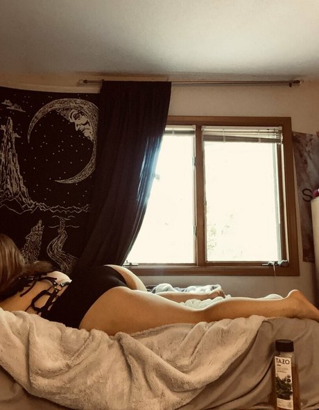 kallielonewolf17 ヌード女優 画像