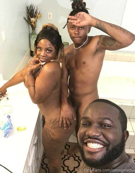 semajmedia 独占モデル 写真