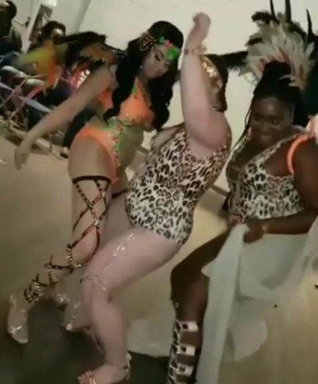 アジア人寝取られOnlyFans 限定 写真