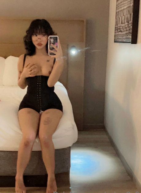 そばかすOnlyFans 限定 写真