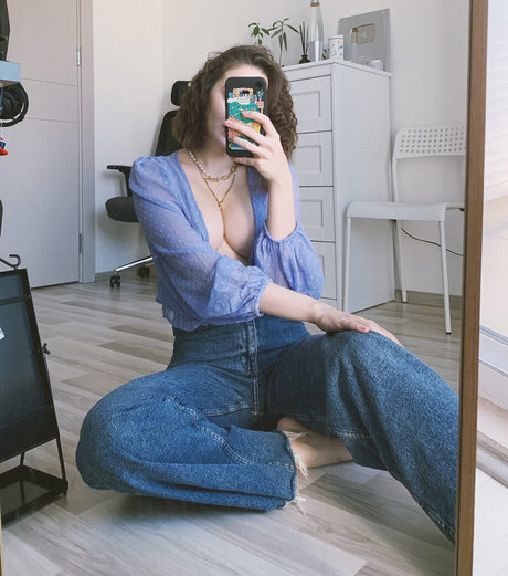 サッカーママOnlyFans セクシーxxx ギャラリー