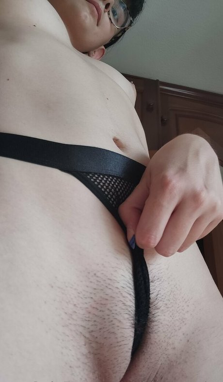 フィンドムオンリーファンズ ホットセクシー 画像