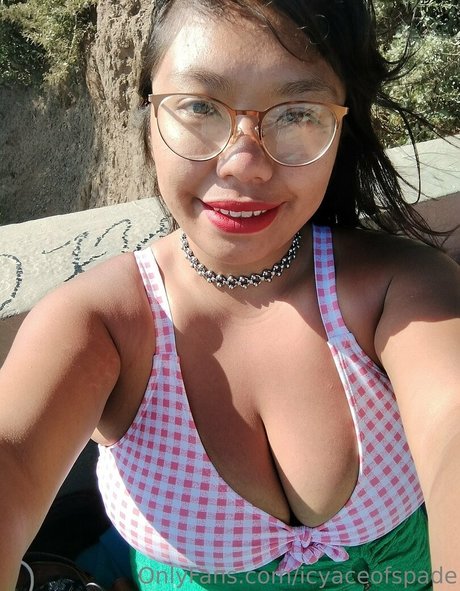 バイセクシャルカップルのOnlyFans ベスト 画像