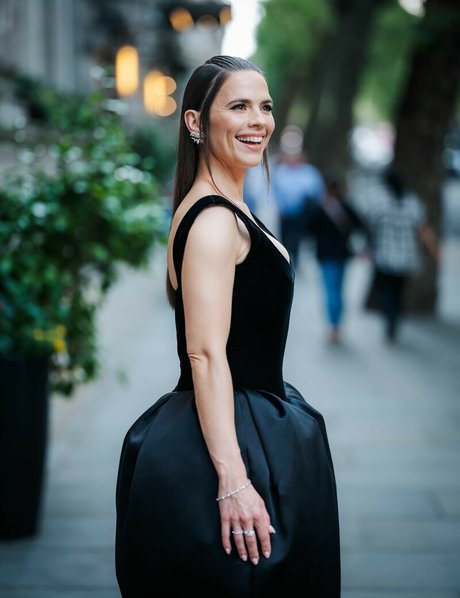 レズビアンセックスOnlyFans ポルノ 画像