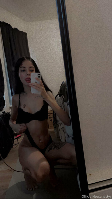 ononalani セックス女優 写真