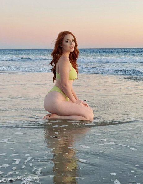 OnlyFansを無効にしました セクシー 写真