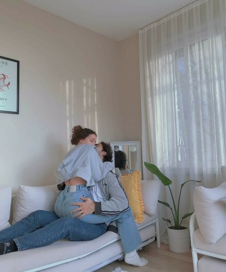 Meltem Koc 限定モデル 画像