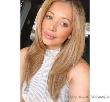 AliRosePB トップモデル 画像