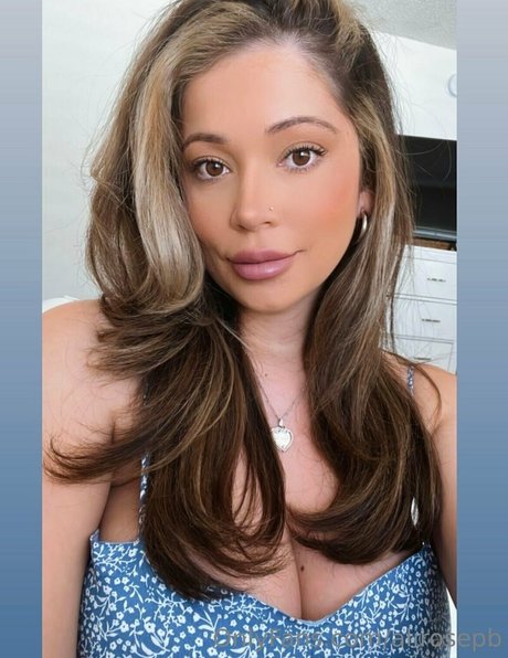 AliRosePB ポルノスター 無料 画像