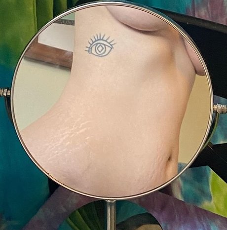 isabel hendrix 完璧なスター ギャラリー