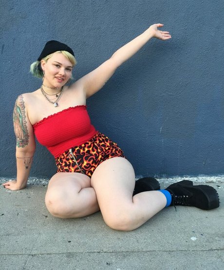 isabel hendrix セックス女優 写真