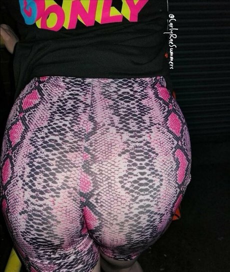 ニューハーフ POV OnlyFans 美しいヌード 写真